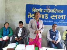 सिस्ने गाउँपालिका अध्यक्ष कुमारी बराल गौतम तेस्रो गाउँसभा समापन समारोह सम्बन्धि आफ्नो मन्तब्य  व्यत्त गर्नु हुँदै   